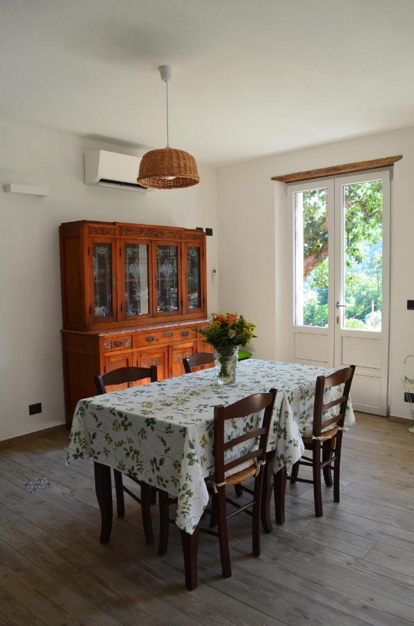 Agriturismo Torsivi Castiglione Chiavarese ภายนอก รูปภาพ